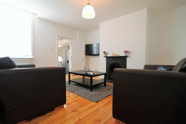 3 bed flat, Hazelwood Avenue, Jesmond, Newcastle, NE23HU - Image 2